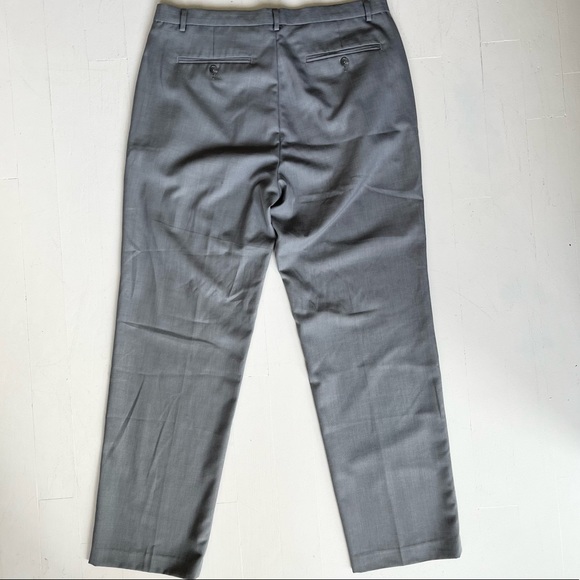 Men’s Calvin Klein oversized trousers - Picture 3 of 3